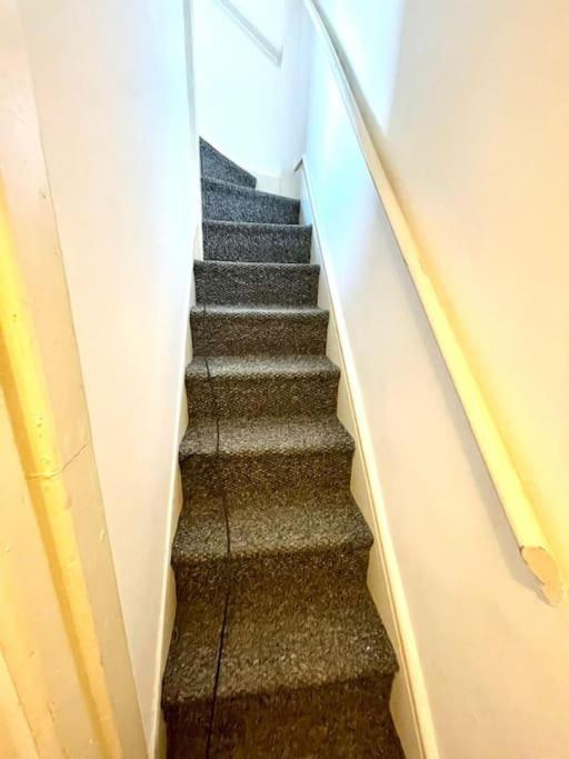 Historical Building / Cozy Basement Apt / Central CBG Esterno foto